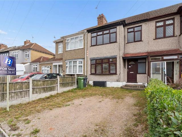 House for sale in London Borough of Havering, Greater London