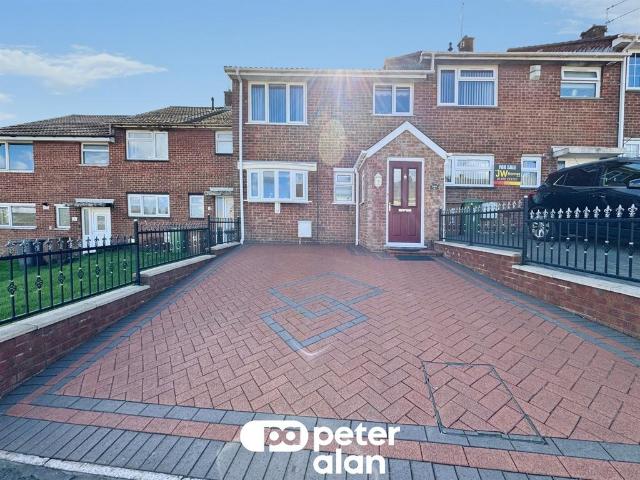 House for sale in Cefn Fforest, Blackwood
