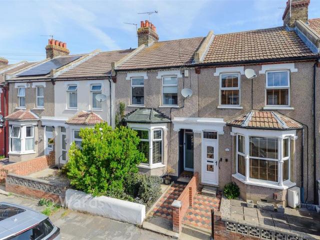 House for sale in Kings Farm, Hamerton