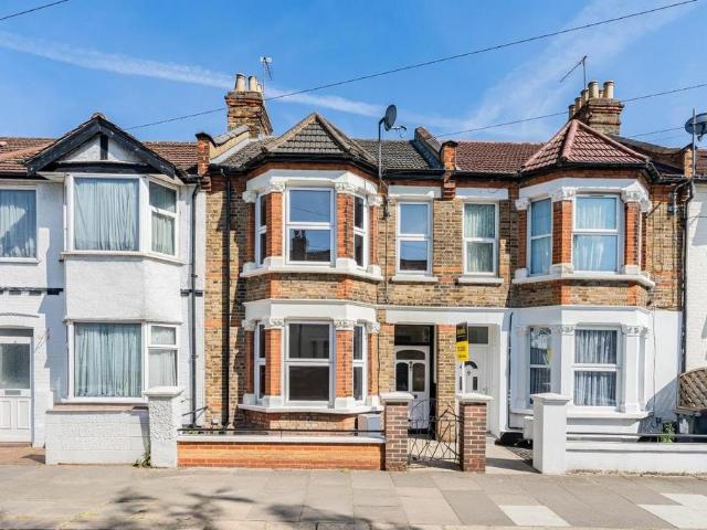 House for sale in Sudbury, Greater London