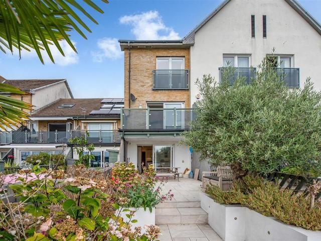 House for sale in Port Solent, City Of Portsmouth