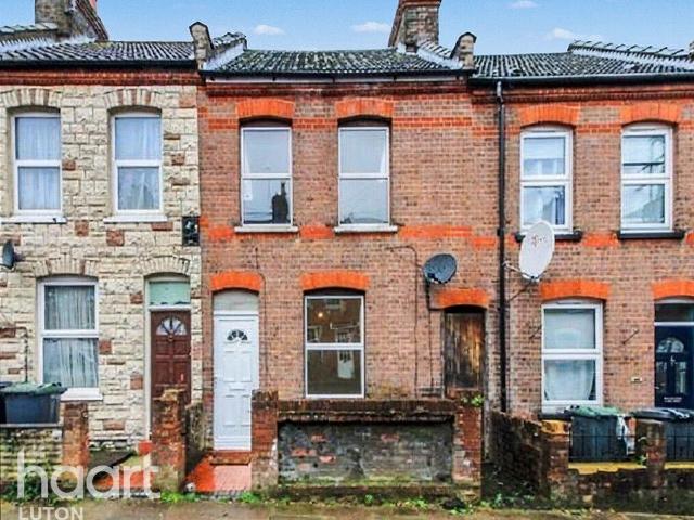 House for sale in Farley Hill, Spring Park