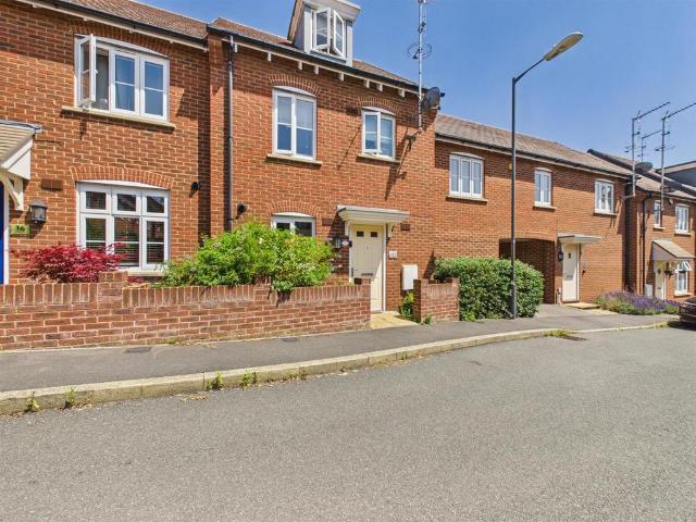 House for sale in Buckingham Park, Buckinghamshire