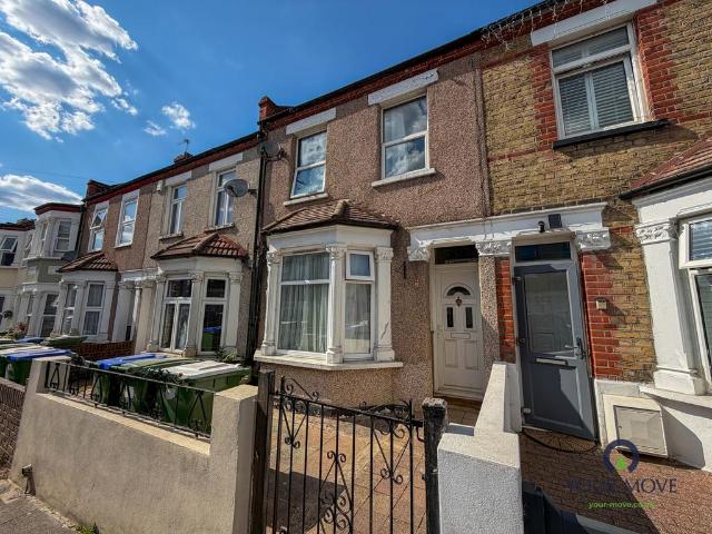 House for sale in Northumberland Heath, Greater London