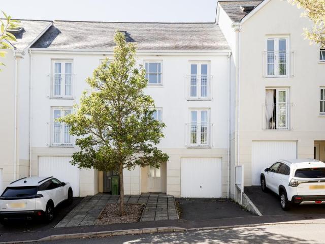 House for sale in St Helier, Greater London