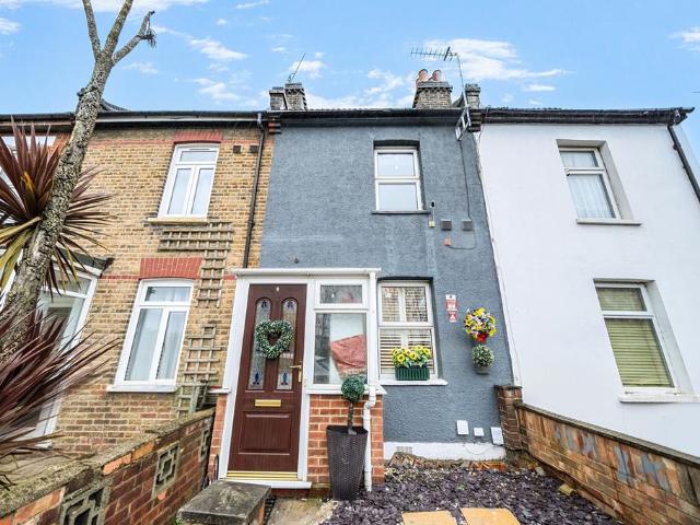 House for sale in London Borough of Bexley, Greater London
