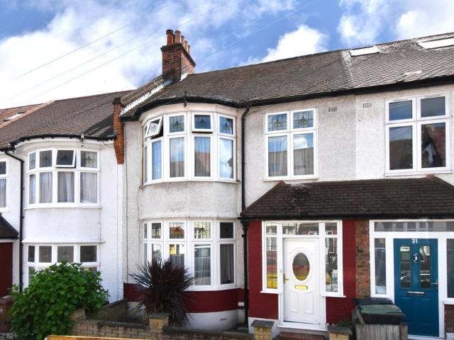 House for sale in London Borough of Lewisham, Cat Hill