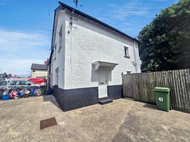 House for sale in Falcon Lodge, Wales