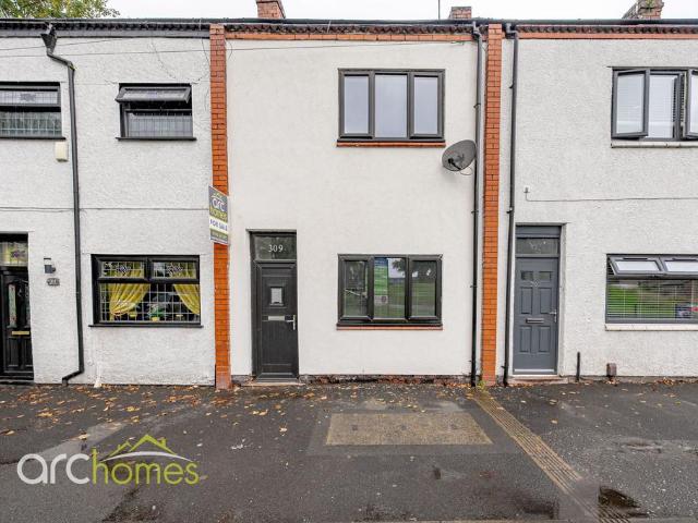 House for sale in Howe Bridge, Wigan
