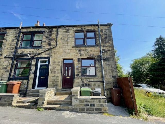 House for sale in Pudsey, West Yorkshire