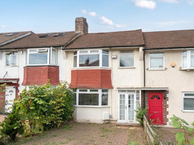 House for sale in Burnt Ash, Greater London