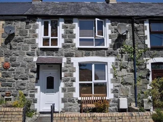 House for sale in Criccieth