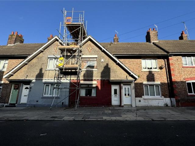 House for sale in Calderstones