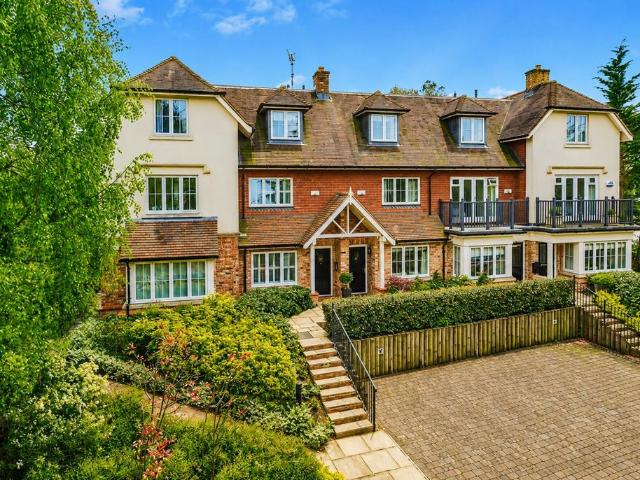 House for sale in Broadwater Down, Sandown Park