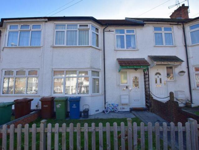 House for sale in Wealdstone, Greater London