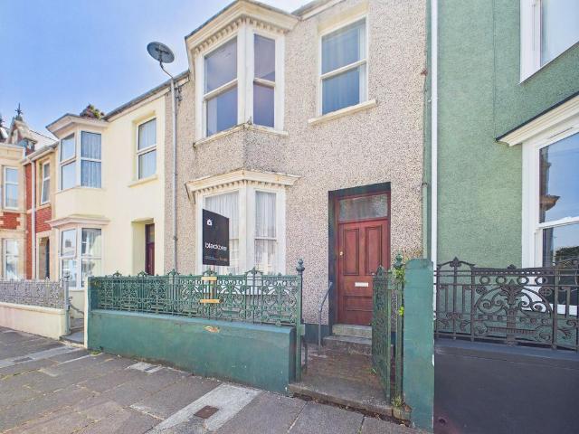 House for sale in Pembroke Dock, Wales