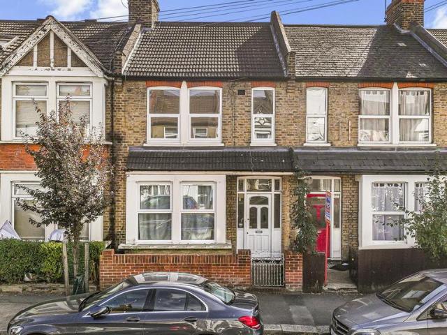 House for sale in South Chingford, Greater London