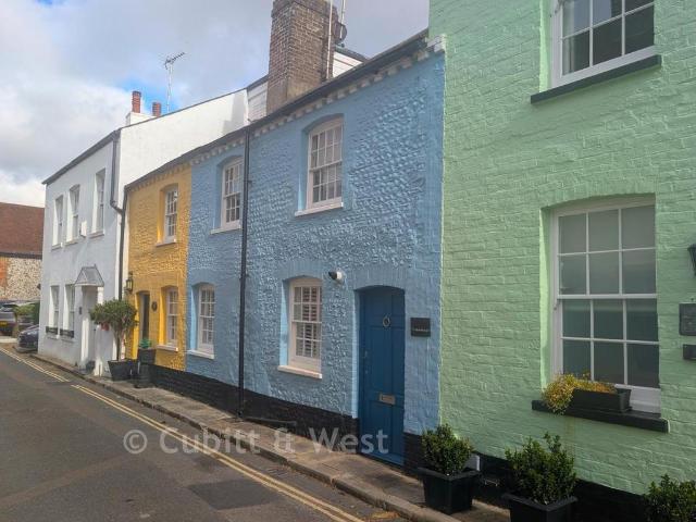 House for sale in Arundel, Clapham