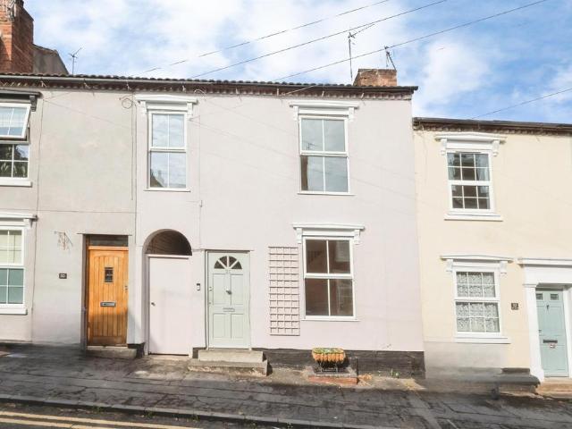 House for sale in Stourbridge, West Midlands