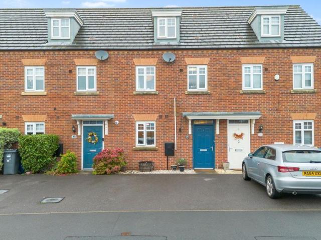 House for sale in Chapelford