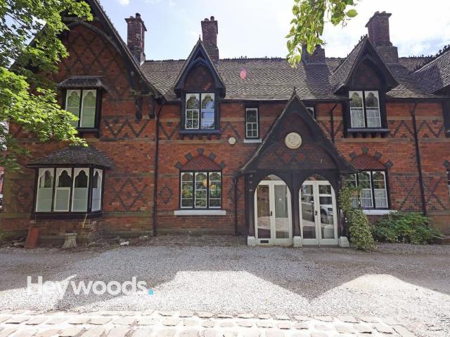 House for sale in Stoke, Stoke-on-Trent