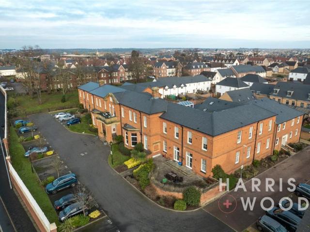 House for sale in Hythe, Colchester