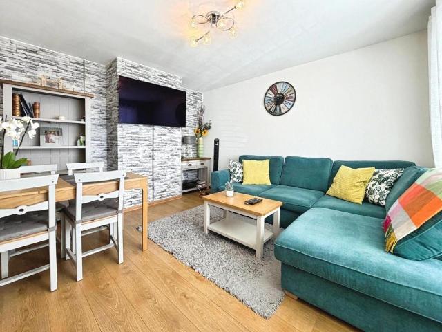 House for sale in Feckenham, City Of Bristol