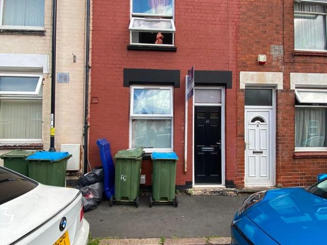 House for sale in Ball Hill, West Midlands