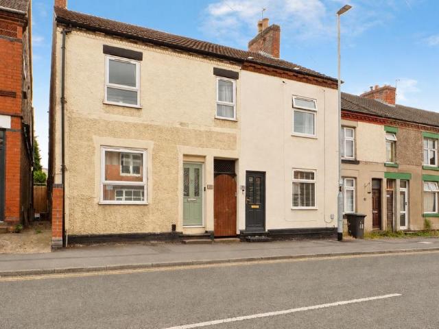 House for sale in Hugglescote, Leicestershire