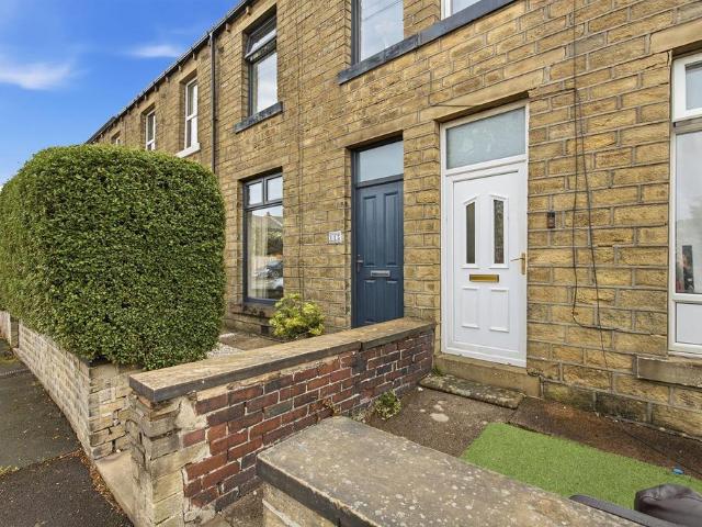 House for sale in Golcar, West Yorkshire