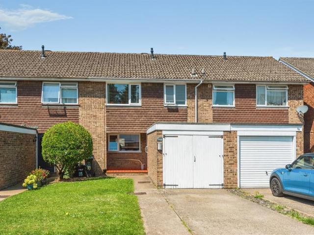 House for sale in Caldecott, Dromore