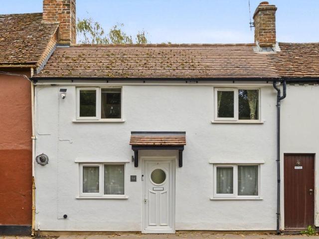 House for sale in Aston Clinton, Buckinghamshire