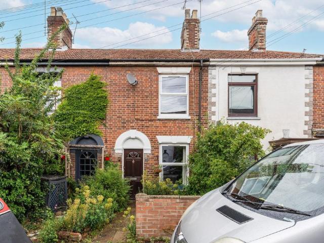 House for sale in Lakenham, East Bank