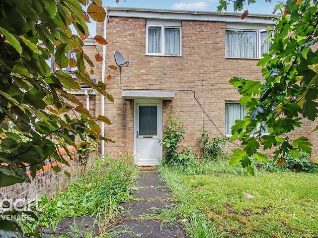 House for sale in Symonds Green, Shephall