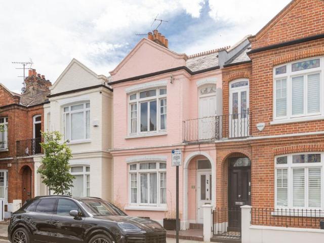 House for sale in Fulham, Greater London