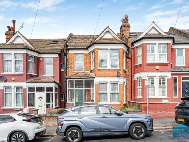 House for sale in London Borough of Barnet, Greater London