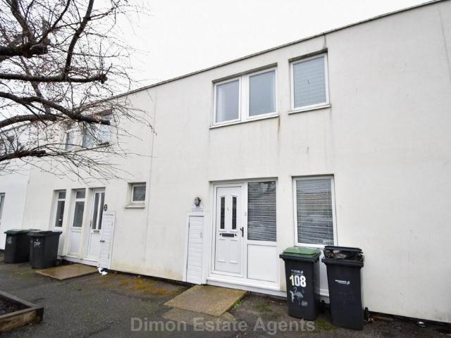 House for sale in Rowner, Middlecroft