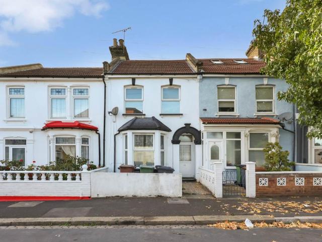 House for sale in Temple Mills, Greater London