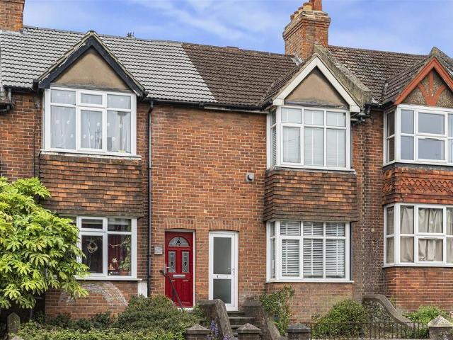 House for sale in Mount Pleasant, Iford