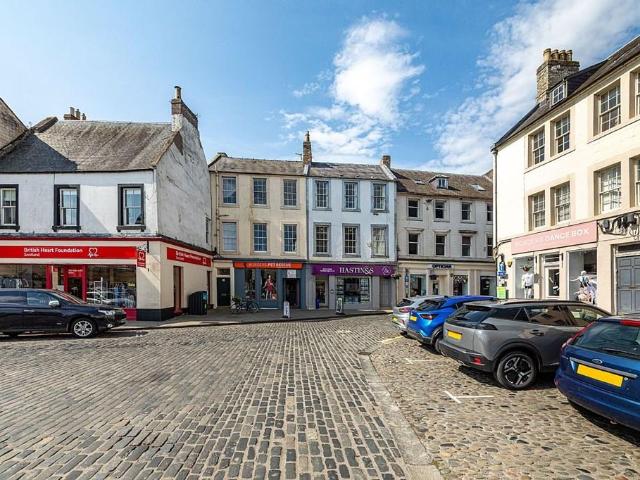 House for sale in Maxwellheugh, Kelso