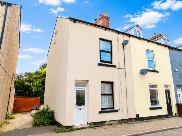 House for sale in Royston, South Yorkshire