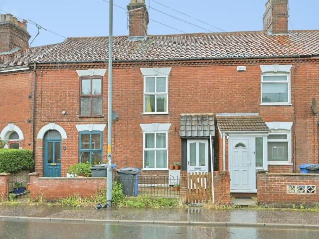 House for sale in New Catton, East Bank