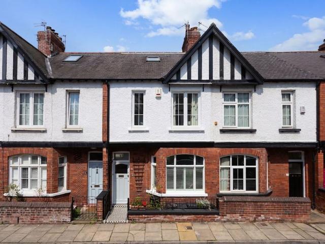 House for sale in High Field, York