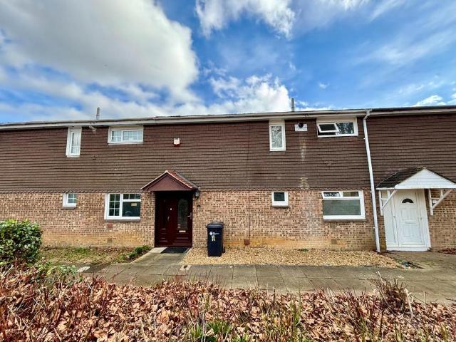 House for sale in Westone, Northampton
