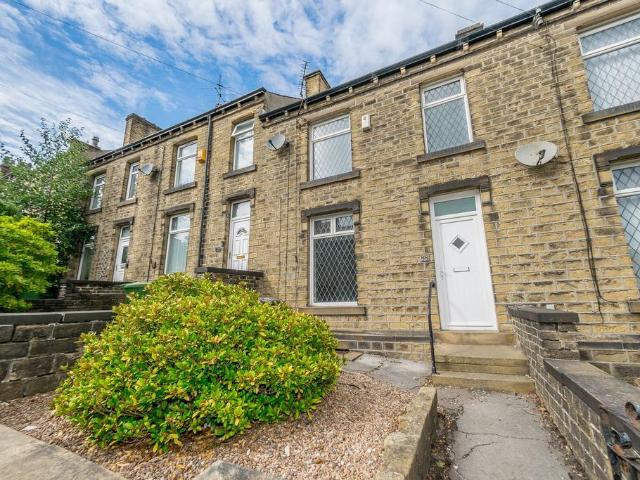 House for sale in Cowlersley, West Yorkshire