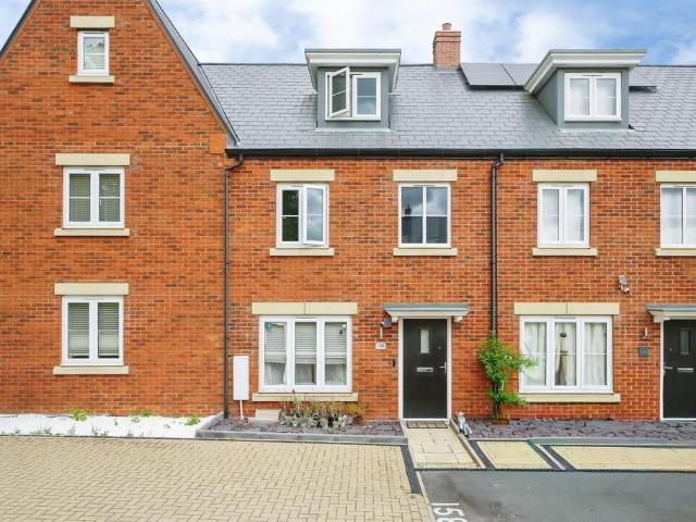 House for sale in Evershot, Oxfordshire