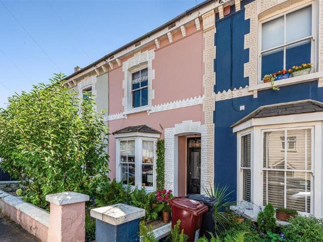 House for sale in Chichester, Littlecote