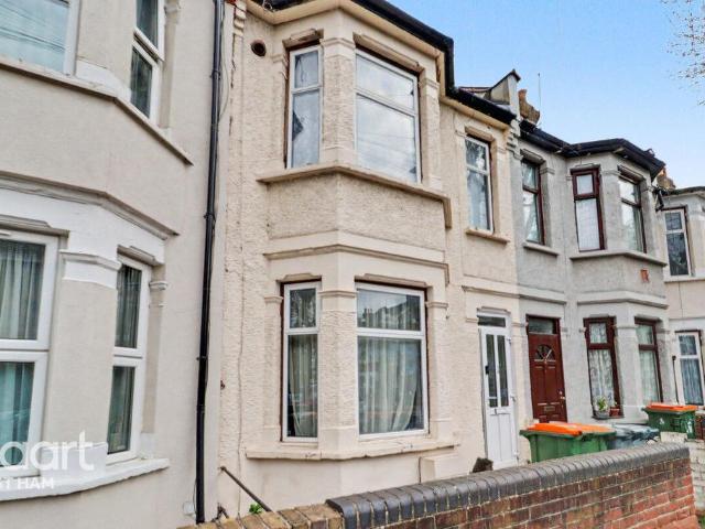 House for sale in Plashet, Greater London