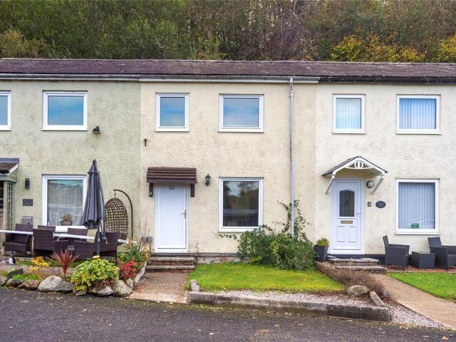 House for sale in Caeathro, Wales