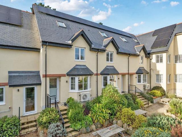 House for sale in Penbeagle, Cornwall